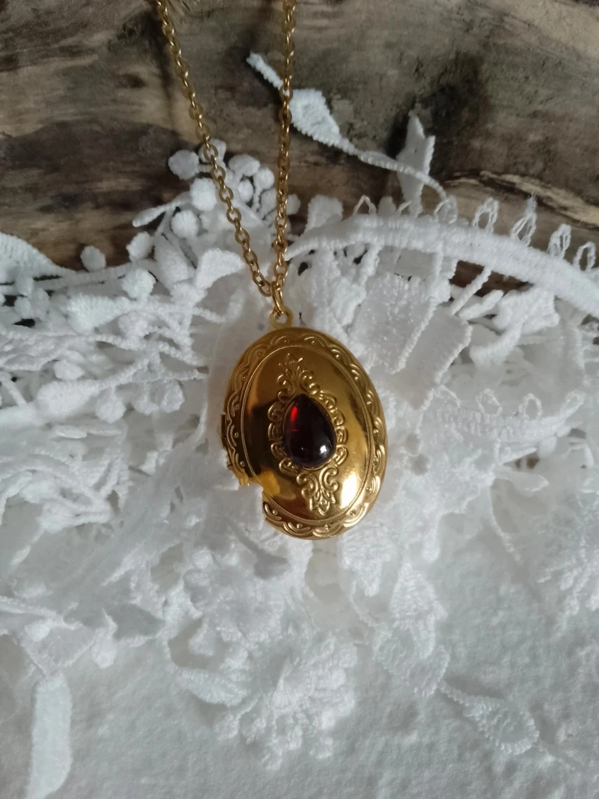 Collier médaillon ouvrable pierre de grenat naturelle – photo 4